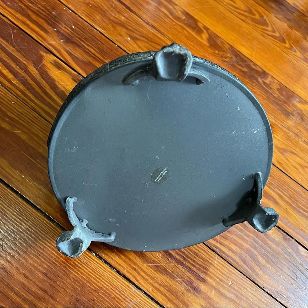 Antique-Style Metal Lantern - Picture 6 of 6